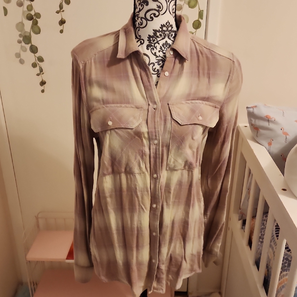 Express Boyfriend Shirt in Pink Soft Tones